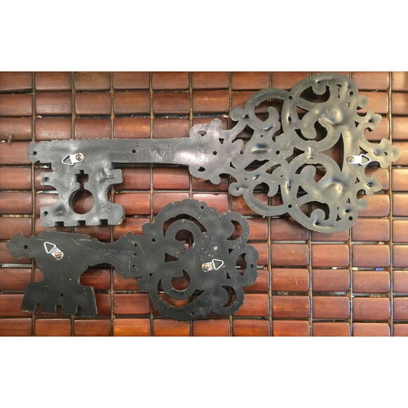 Mid Century Gold Skeleton Key Pair Wall Decor Hollywood Regency DART Ind. - Picture 6 of 8